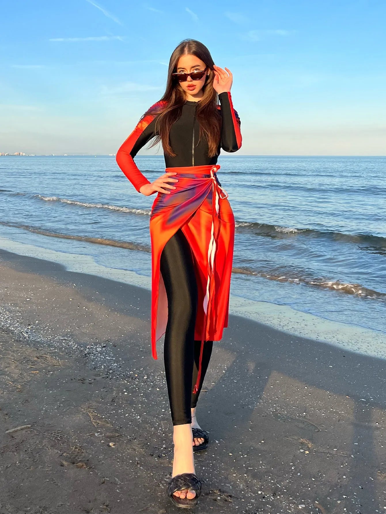 Women's conservative beach swimsuit three-piece set in colour 427