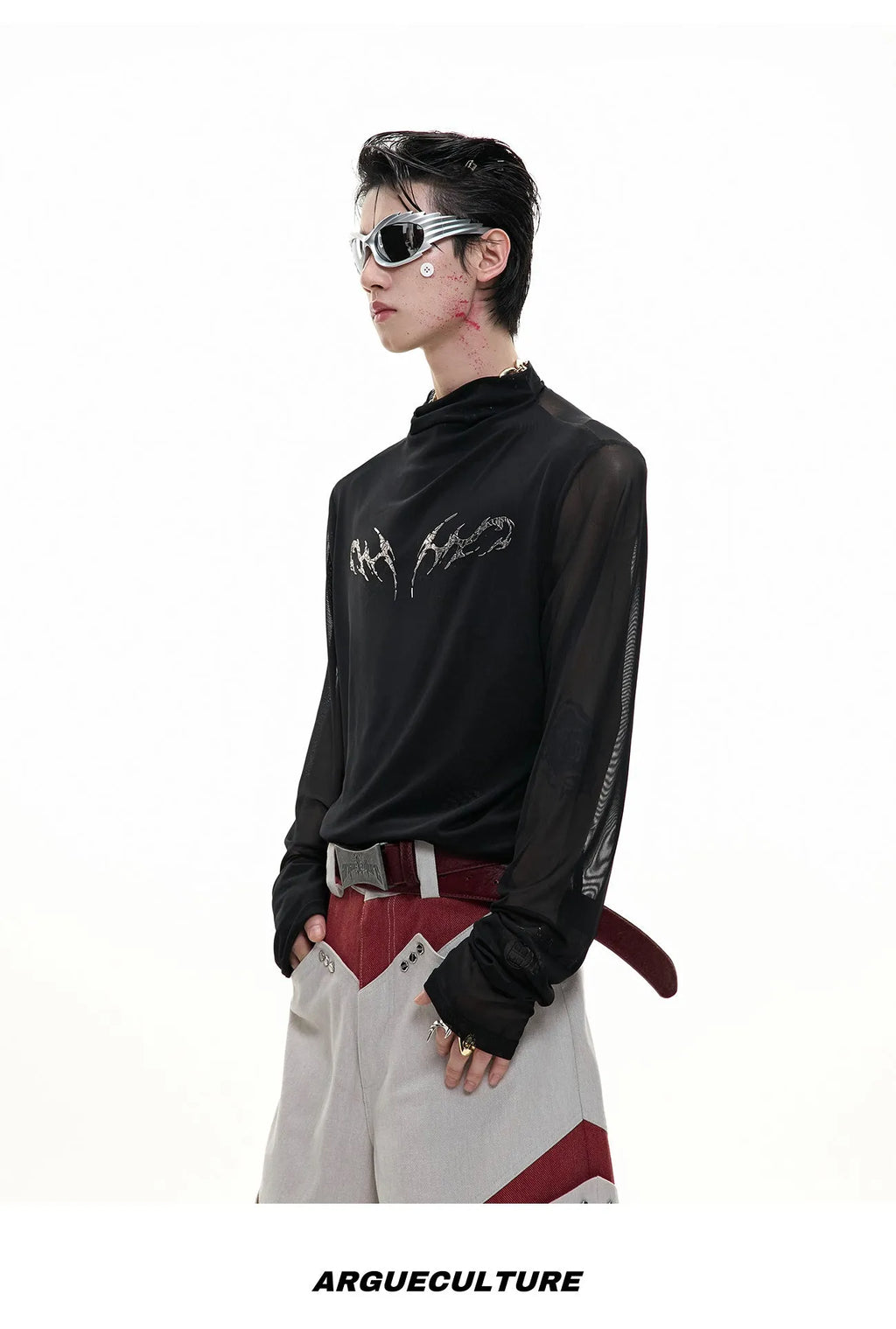 Niche Mesh Ice-feeling Slim Bottoming Shirt long sleeve top in black or white, slim fit.