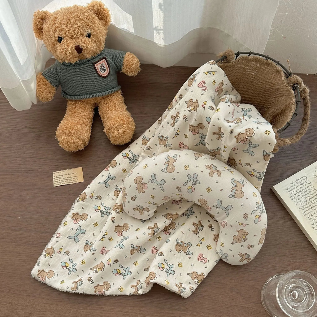 Cat pet bed set showing pillow and two quilts in cloth fabric