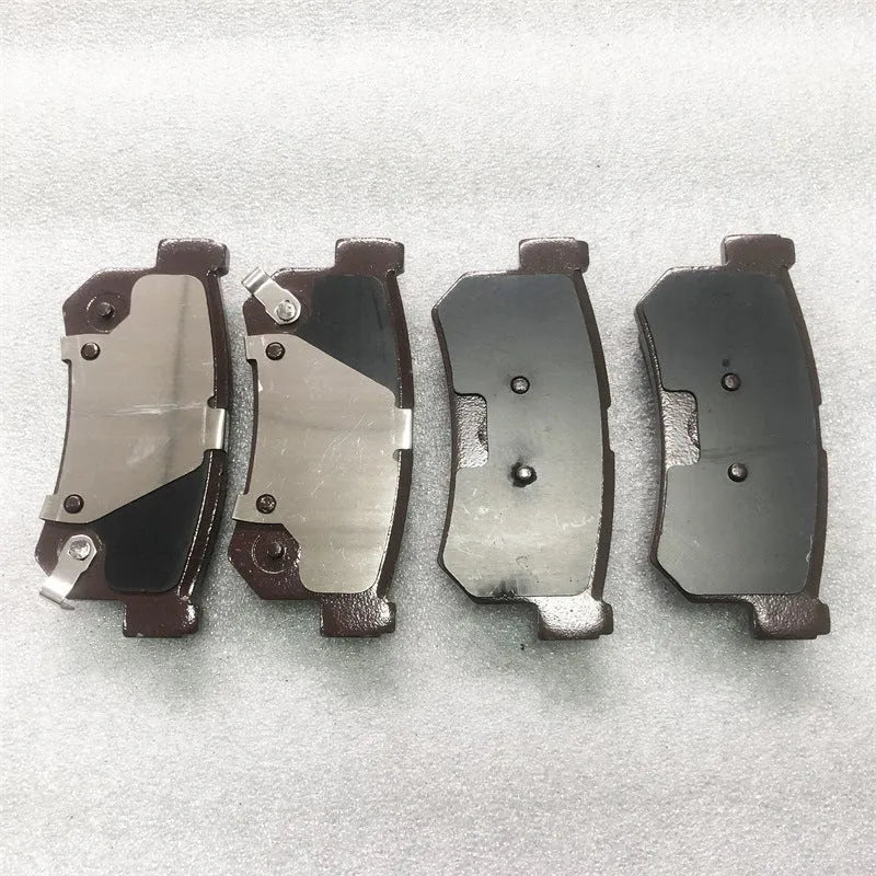 48413090A1 brake pad for SsangYong Actyon electric vehicle front wheel brake disc
