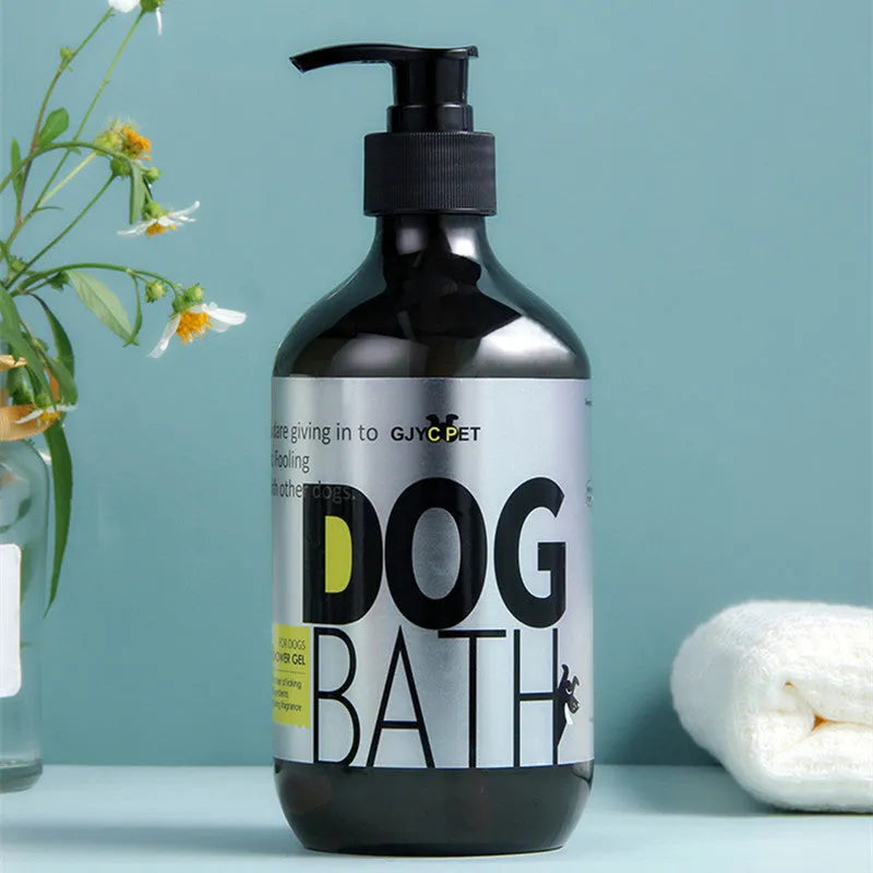 Plain 100ml bottle of antibacterial deodorant dog shower gel for pet body wash