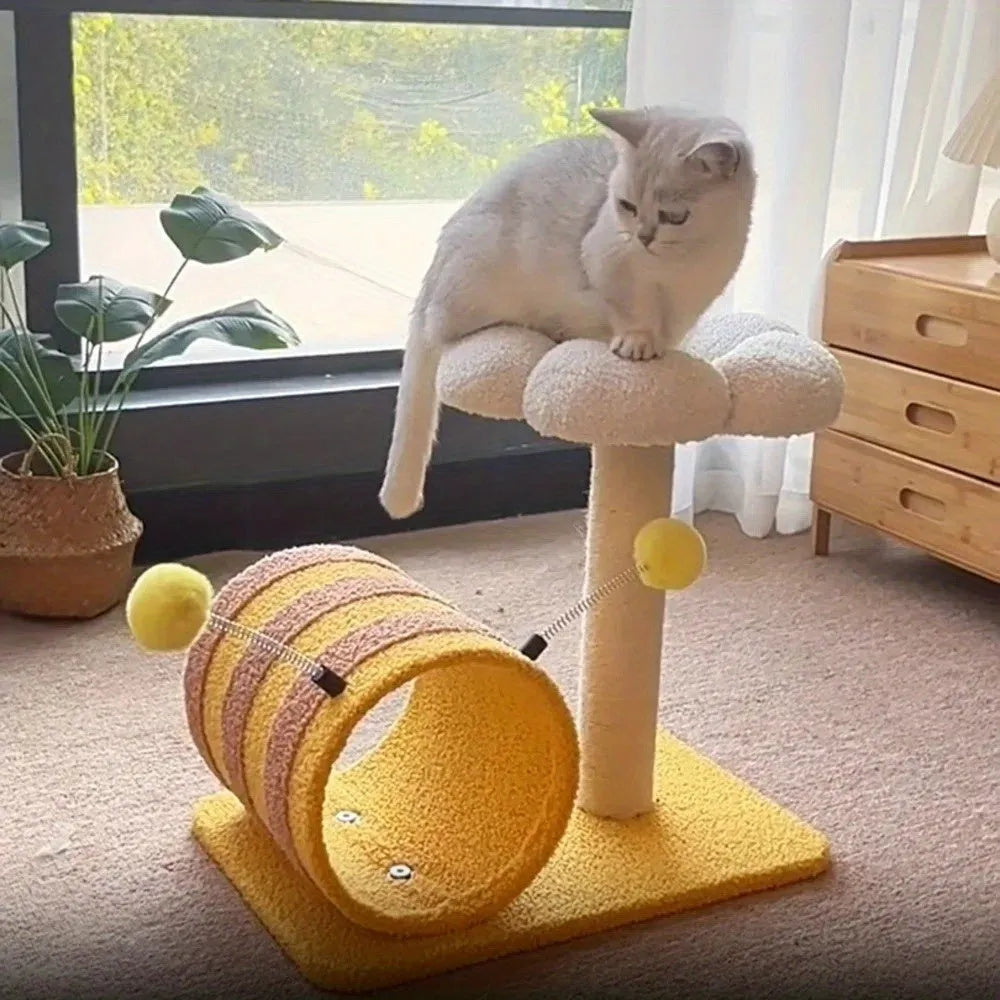 Yellow bee-shaped cat climbing frame with sisal scratching board and fabric tunnel