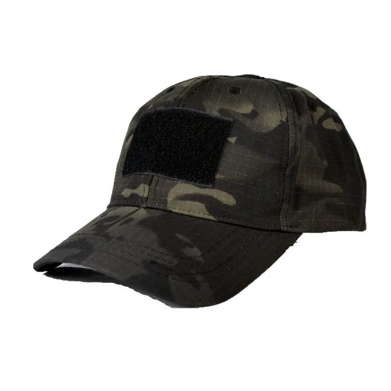 Cotton twill baseball cap with embroidered letters and Velcro fastening in black colour