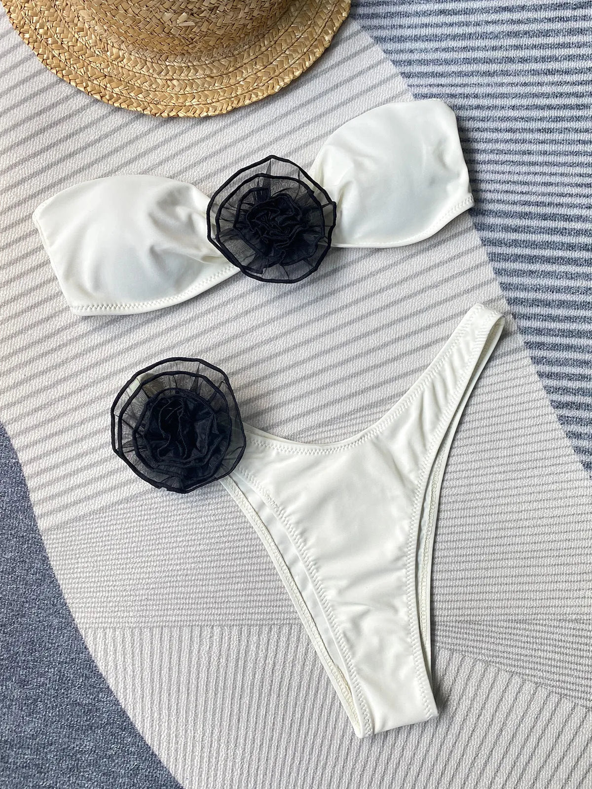 Women's cross-back tube top bikini with three-dimensional floral pattern and split shorts
