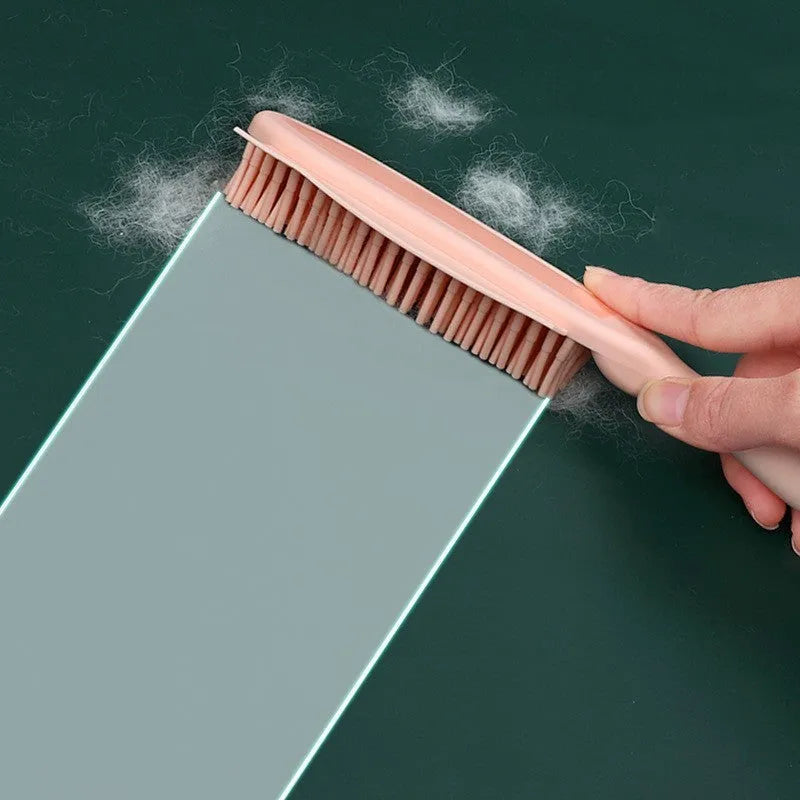 Green pet grooming brush with rubber massage tips for dogs and cats, 12.5 cm length