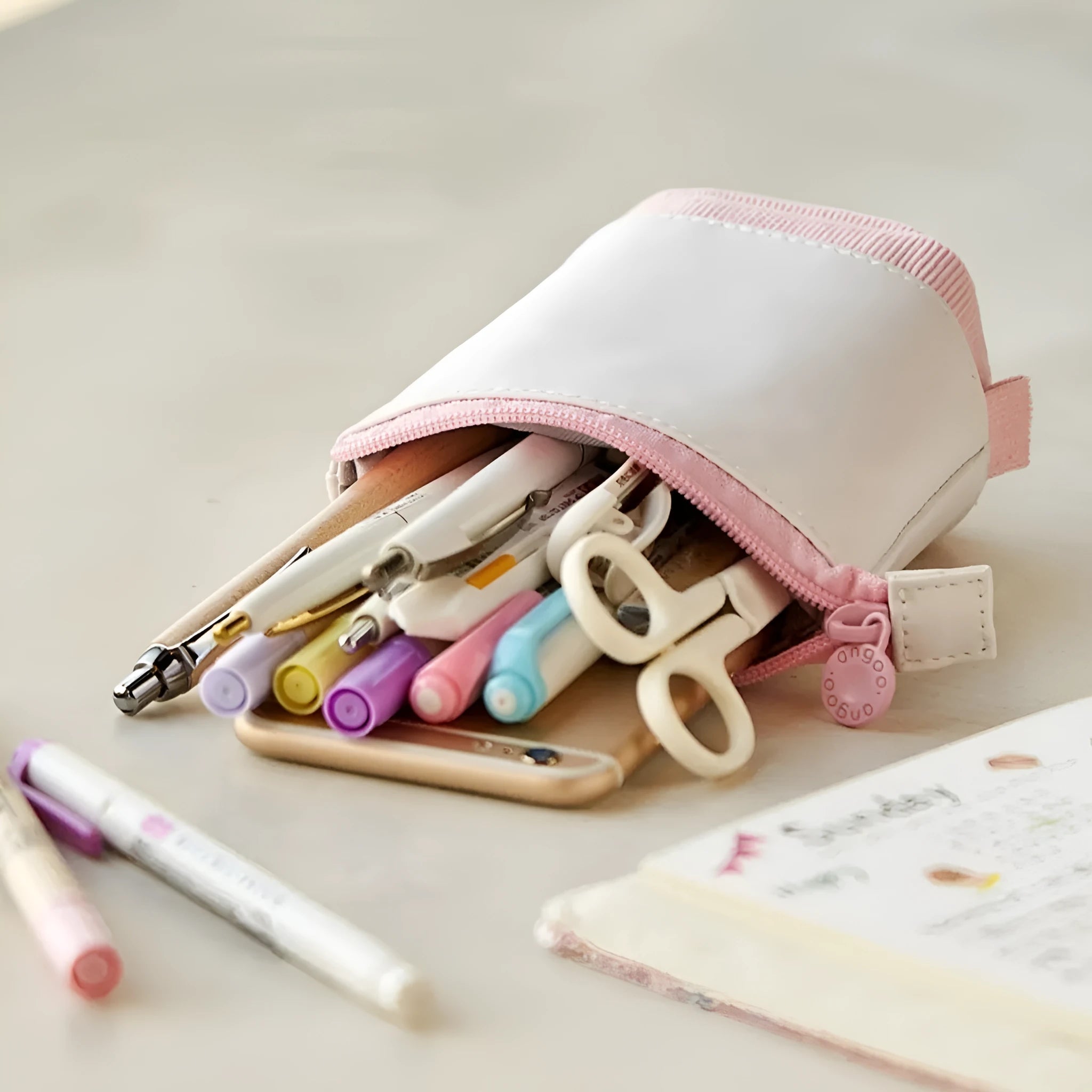 Telescopic drop-down stationery case in cotton and linen with purple PU corduroy exterior
