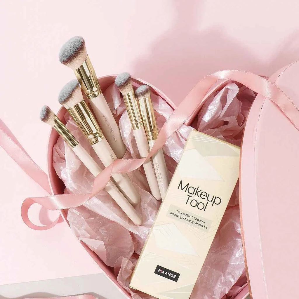 MAANGE 5 piece apricot coloured angled makeup brush set for powder blush and foundation