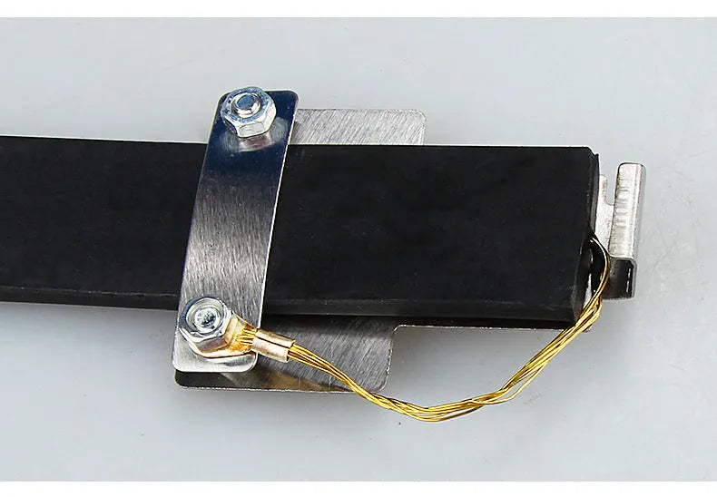 Black car electrostatic grounding belt with metal chain end, measuring 370mm long, for discharging static electricity.