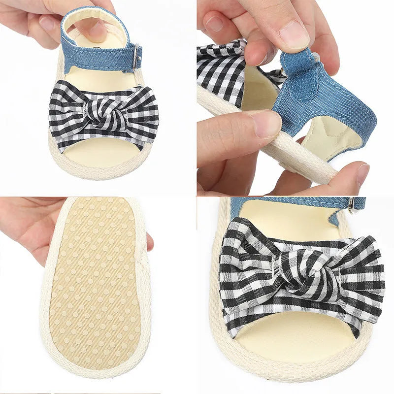 White baby shoes with Velcro strap, shown on a size guide for 11cm, 12cm, and 13cm.