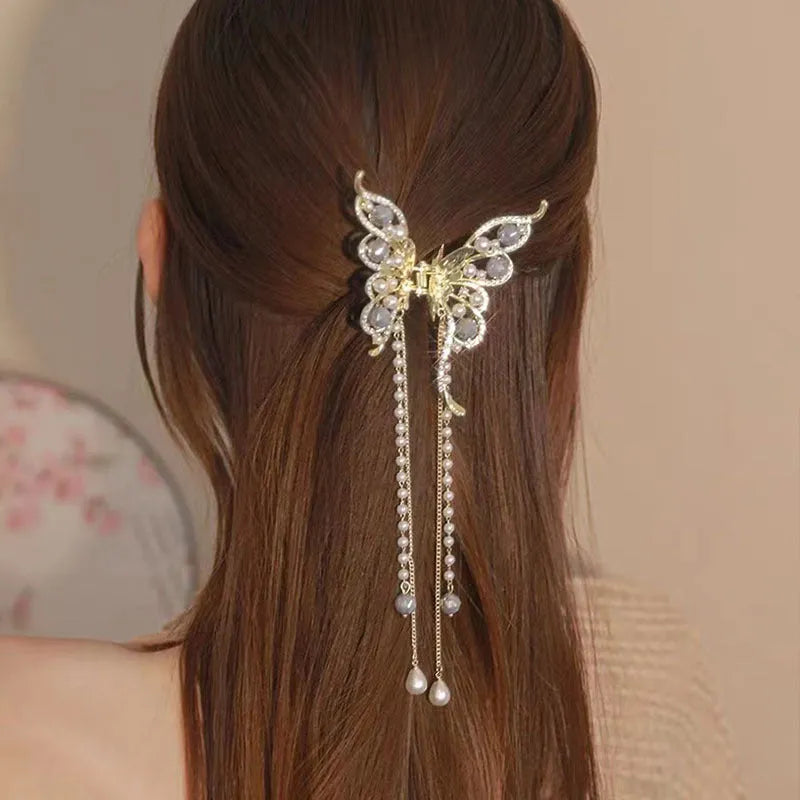 Women's alloy grab clip with butterfly design and 15cm tassel in ancient style, size 8x8.5cm