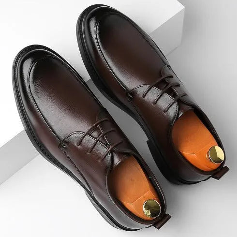 Men's leather shoes in black with non-slip rubber outsole and breathable PU upper, spring business casual style