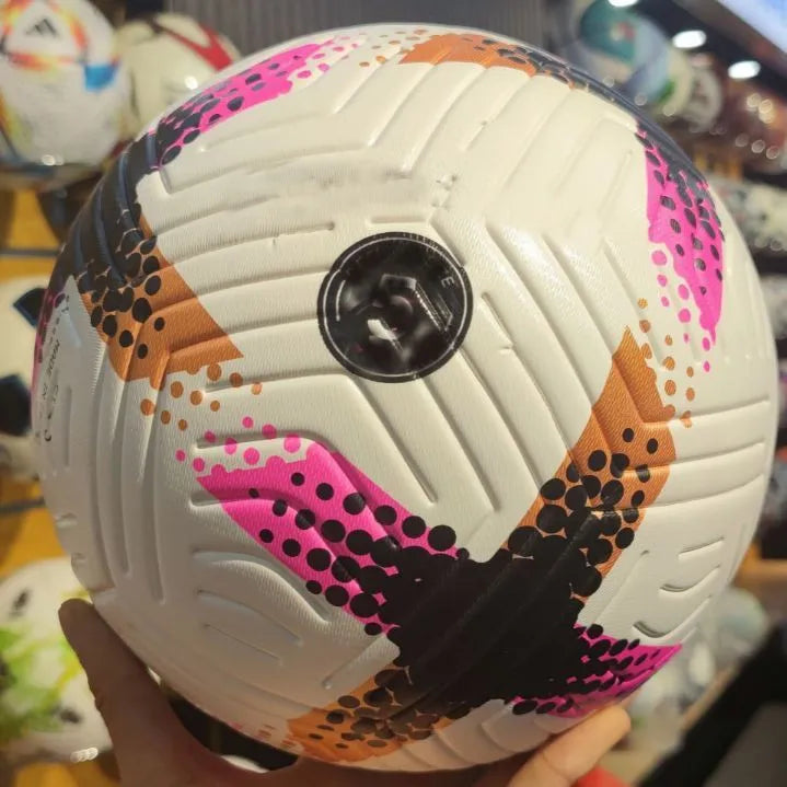 PU patch Size 5 outdoor sports football in white with adhesive stitching