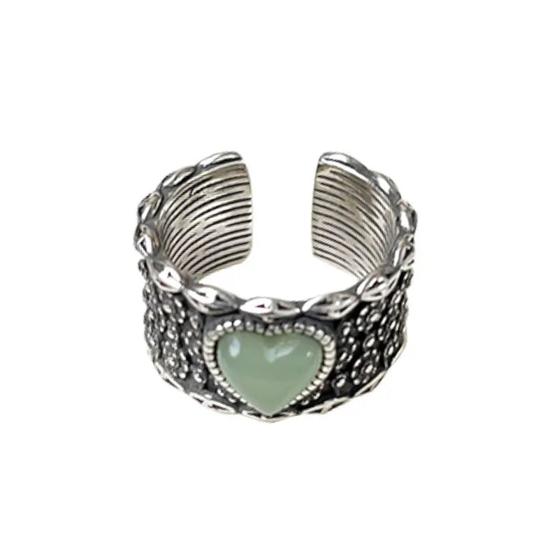 Adjustable heart-shaped ring with white copper plating and retro wide-faced design