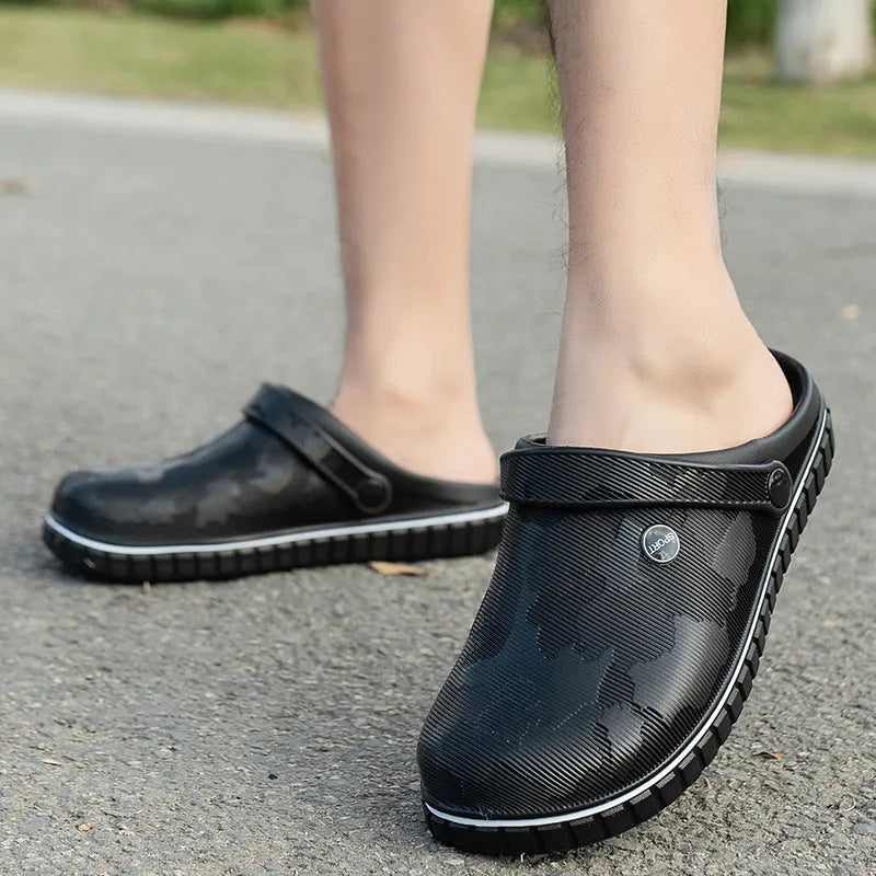 Men's EVA casual beach sandals in black with flat heel and round toe, sizes 40-47