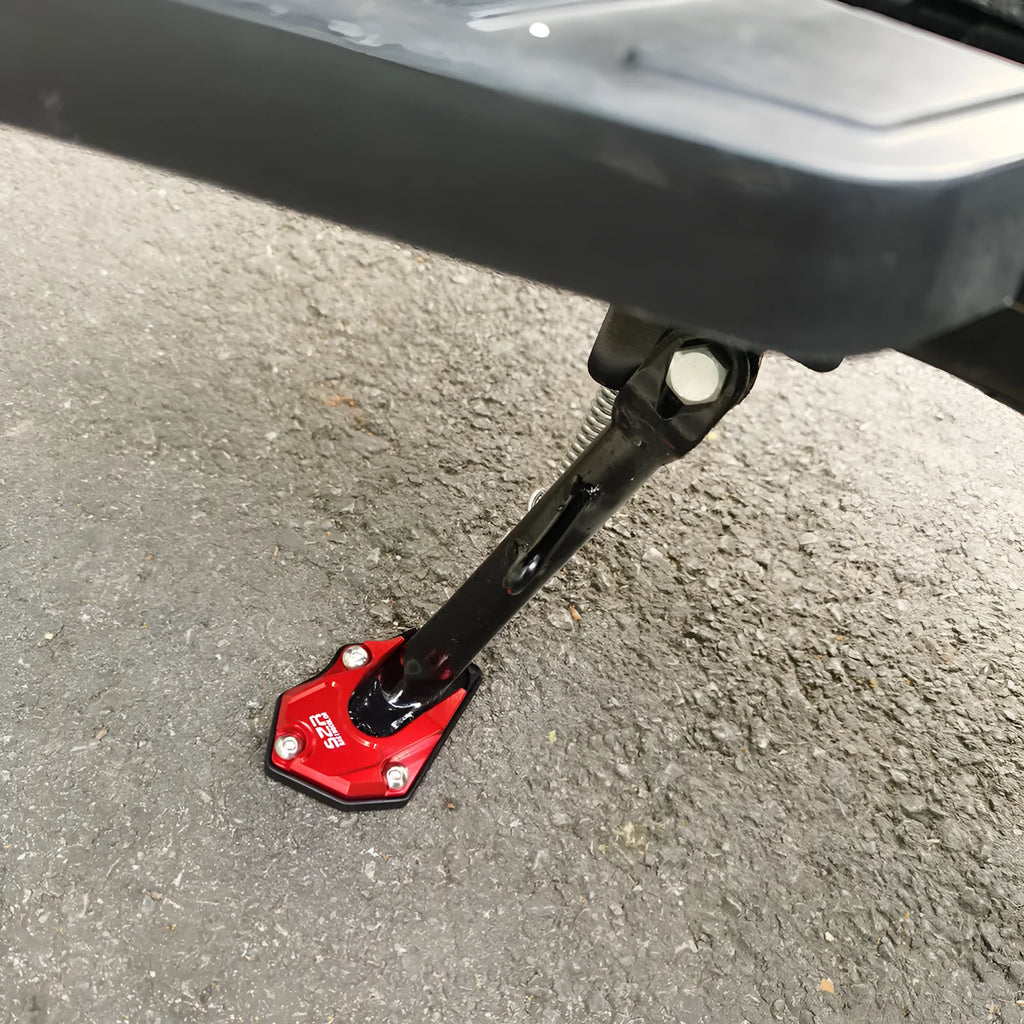 Aluminium alloy side support bracket for Honda S07 electric car in four colour options.
