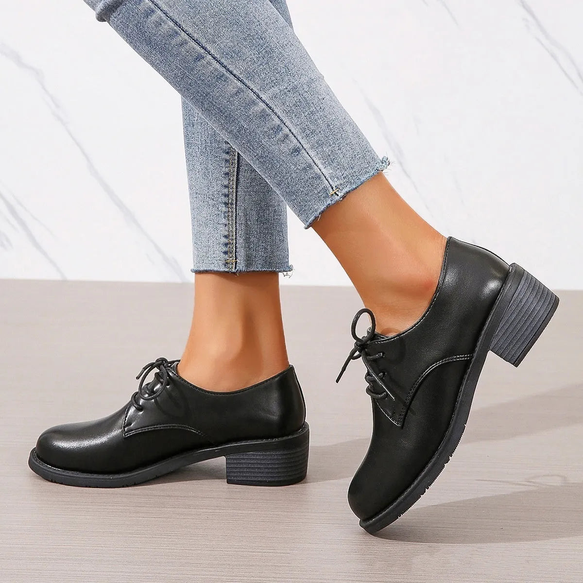 Black women's professional work shoes with thick heel and soft sole, low-top design