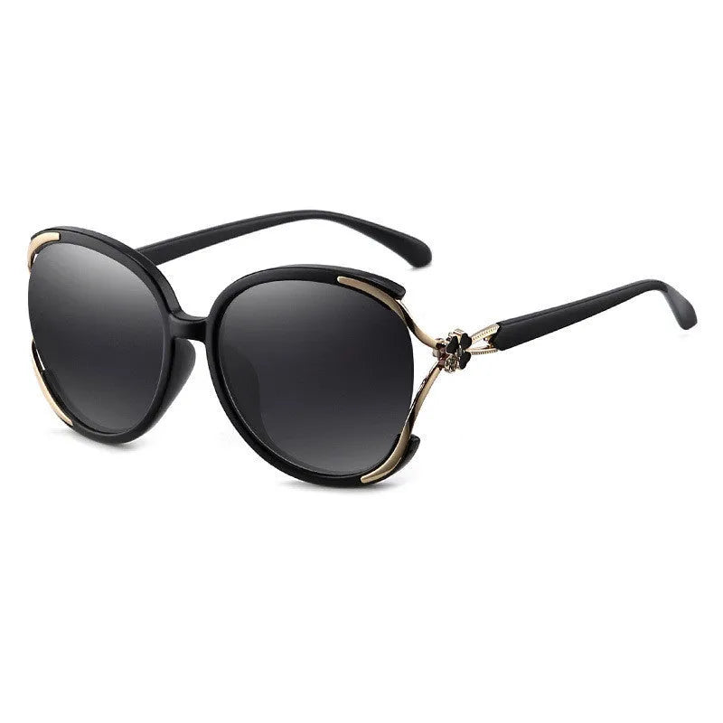 Women's fashion polarised sunglasses with progressive tint and PC frame in black frame with gray lens
