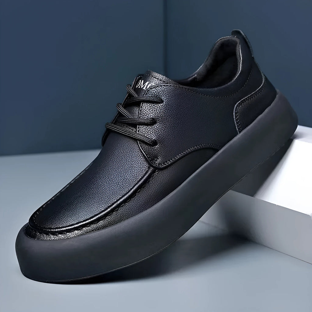 Men's brown lace-up casual shoes with round toe and flat EVA sole