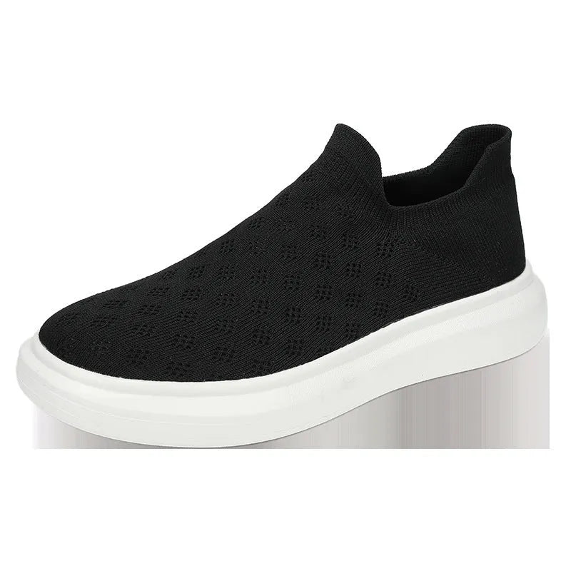 Men's mesh casual breathable solid colour sneakers shown in black colourway
