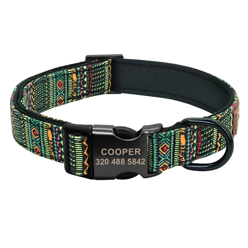 Personalised nylon dog collar in blue for medium-sized dogs, basic collar style