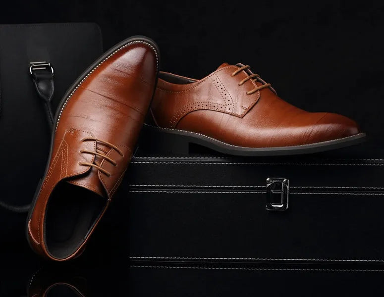 Men's plain toe dress shoes with rivet details, rubber sole, available in black, blue, brown, yellow, sizes 38-48