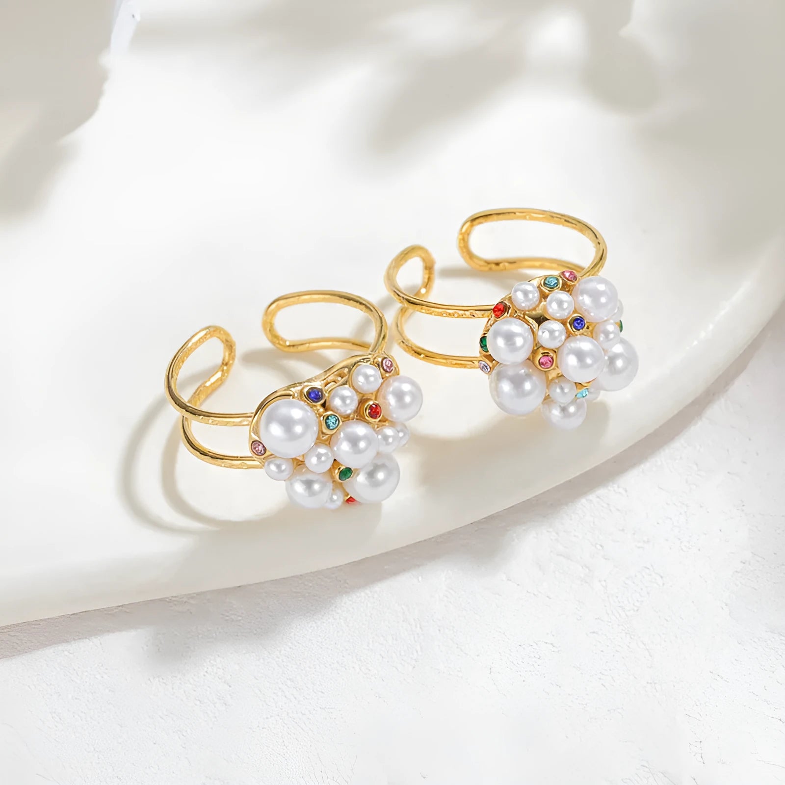 Women's adjustable open-mouth ring in stainless steel with pearl decorative elements