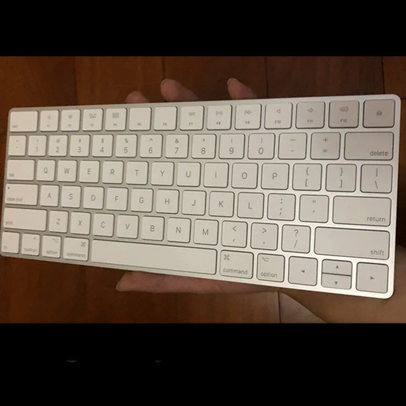 White Apple G6 Bluetooth wireless keyboard with ultra-thin metal construction