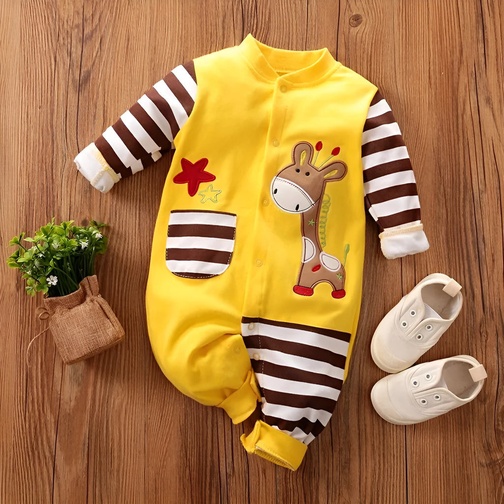 Cotton baby one-piece romper with giraffe print, long sleeves, available in sizes 59cm to 90cm for newborn and infant