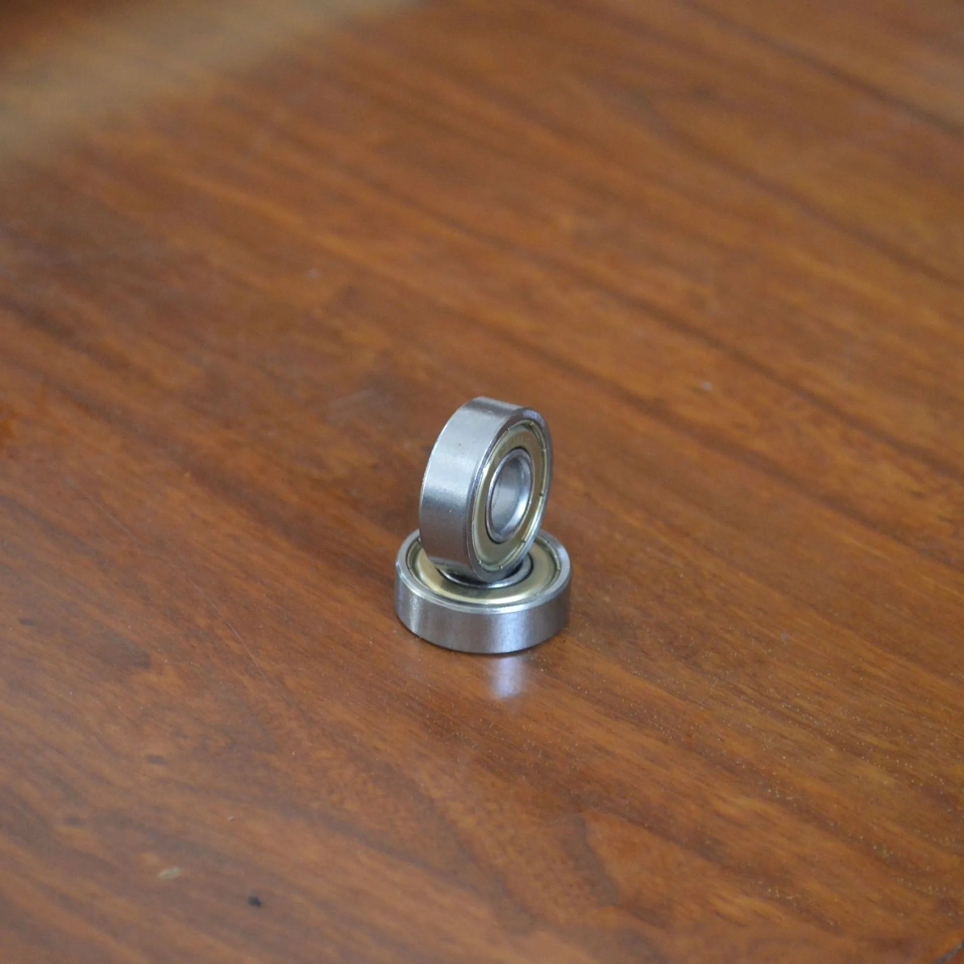 6000zz carbon steel deep groove ball bearing with 10mm inner diameter, 26mm outer diameter, and 8mm width.