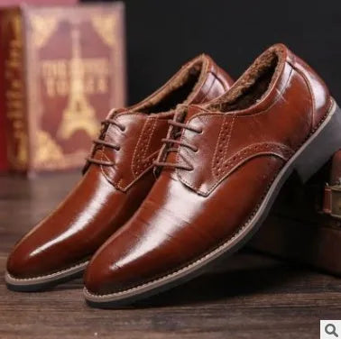 Men's plain toe dress shoes with rivet details, rubber sole, available in black, blue, brown, yellow, sizes 38-48