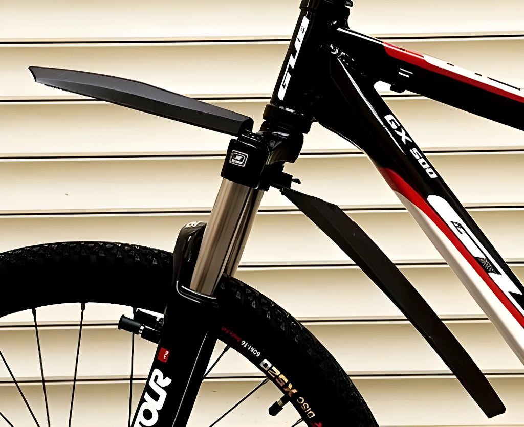 Universal quick-release bicycle mudguards in black, blue, green, or red colour options