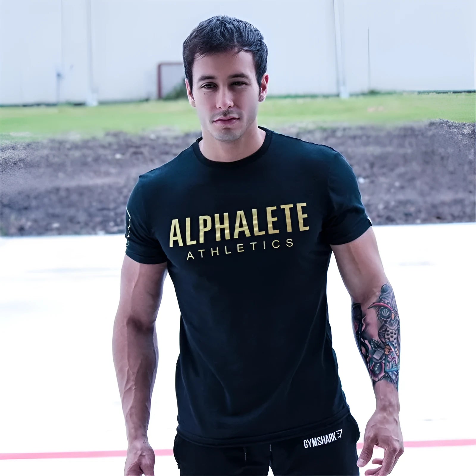 Mens cotton fitness t-shirt in black blue available in sizes S to XXL with crew neck