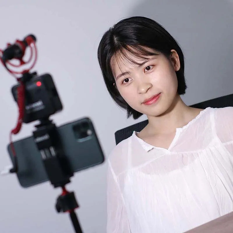 Mini LED photography light built-in lithium battery 5500K adjustable brightness black