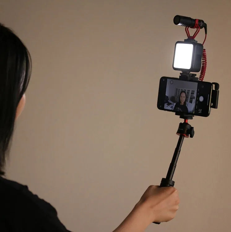 Mini LED photography light built-in lithium battery 5500K adjustable brightness black