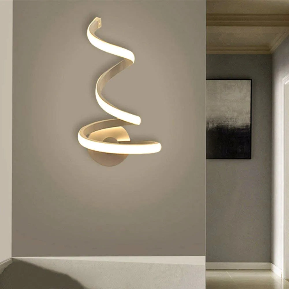 Modern aluminium wall lamp with snake pattern design in warm white or white light illumination