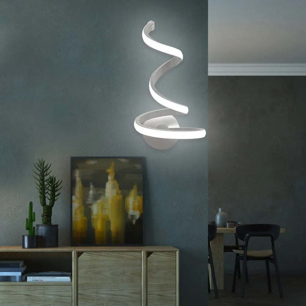 Modern aluminium wall lamp with snake pattern design in warm white or white light illumination