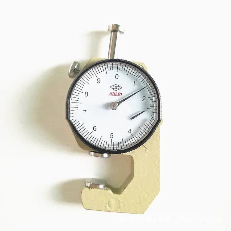 Digital thickness gauge for measuring steel tubes, films, and cloth materials