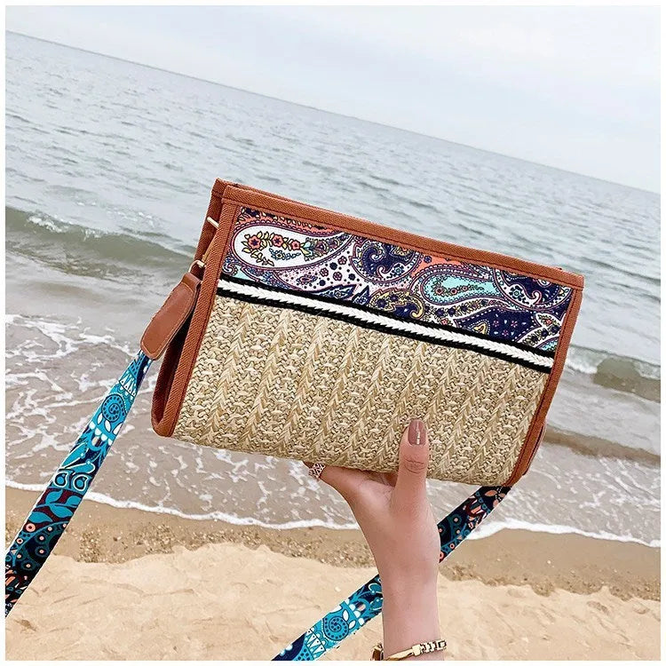 Retro ethnic straw shoulder messenger bag in khaki with zipper closure 28x18x6cm