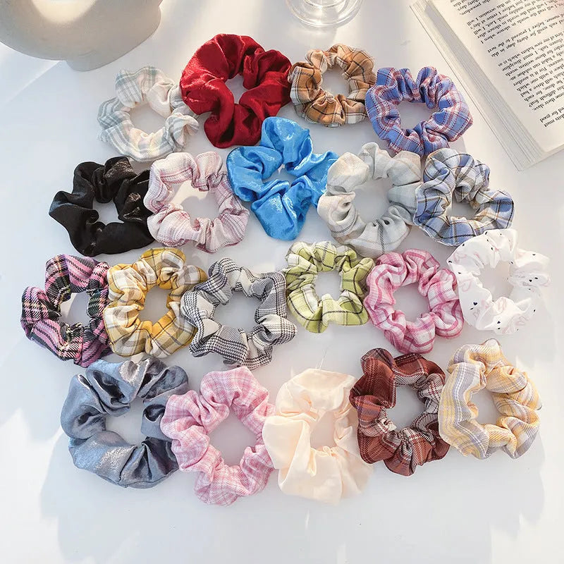 Children's hairpin set showing small intestine hair ring and large intestine head rope designs in autumn colours.