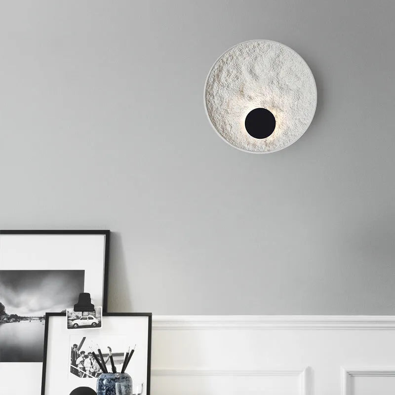 White modern iron wall lamp in 300mm or 500mm size for bedroom.