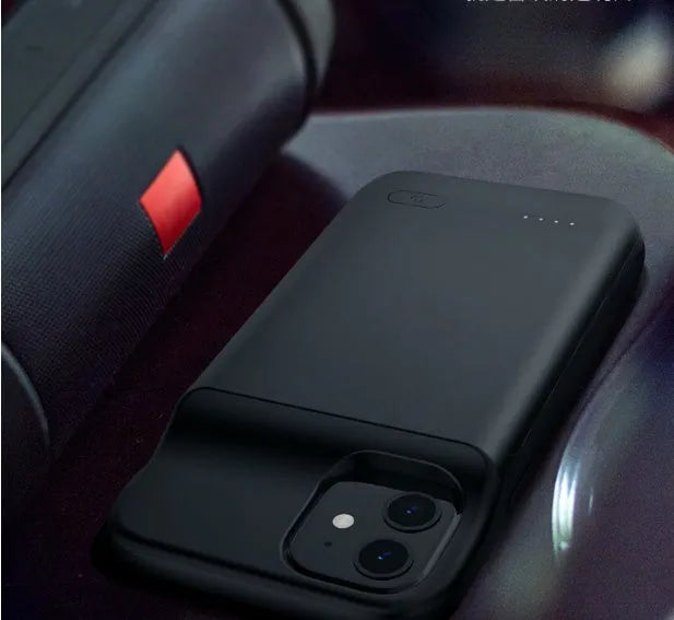 Black ultra-thin TPU soft case wireless back clip battery for iPhone 12 with multi-USB ports