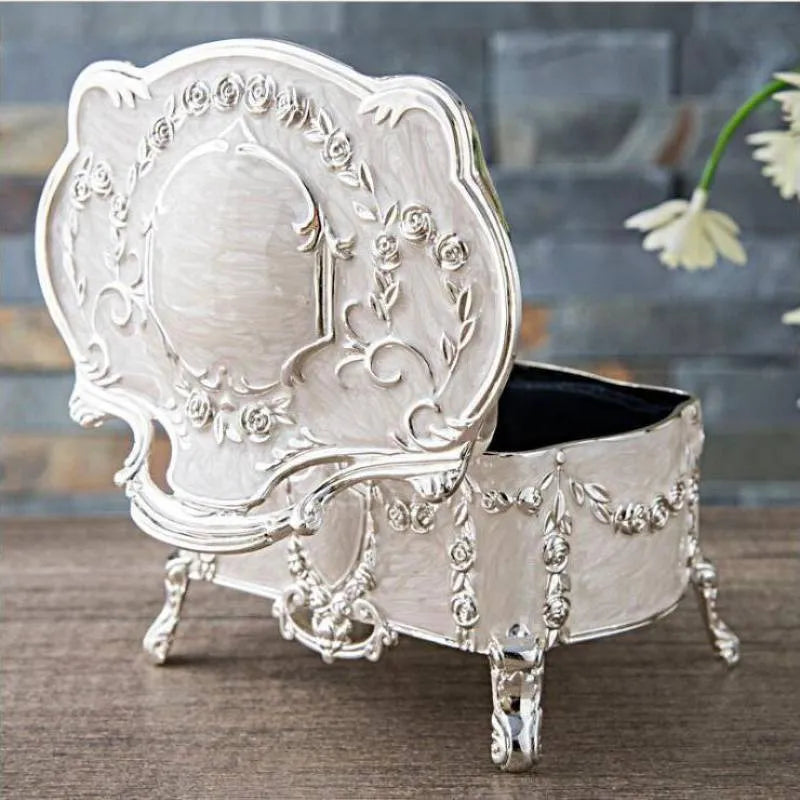 Hangkai European zinc alloy jewelry box in ancient tin colour, shown in large, medium, and small sizes.