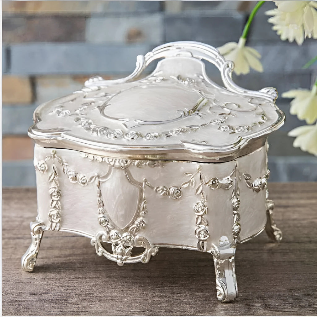 Hangkai European zinc alloy jewelry box in ancient tin colour, shown in large, medium, and small sizes.