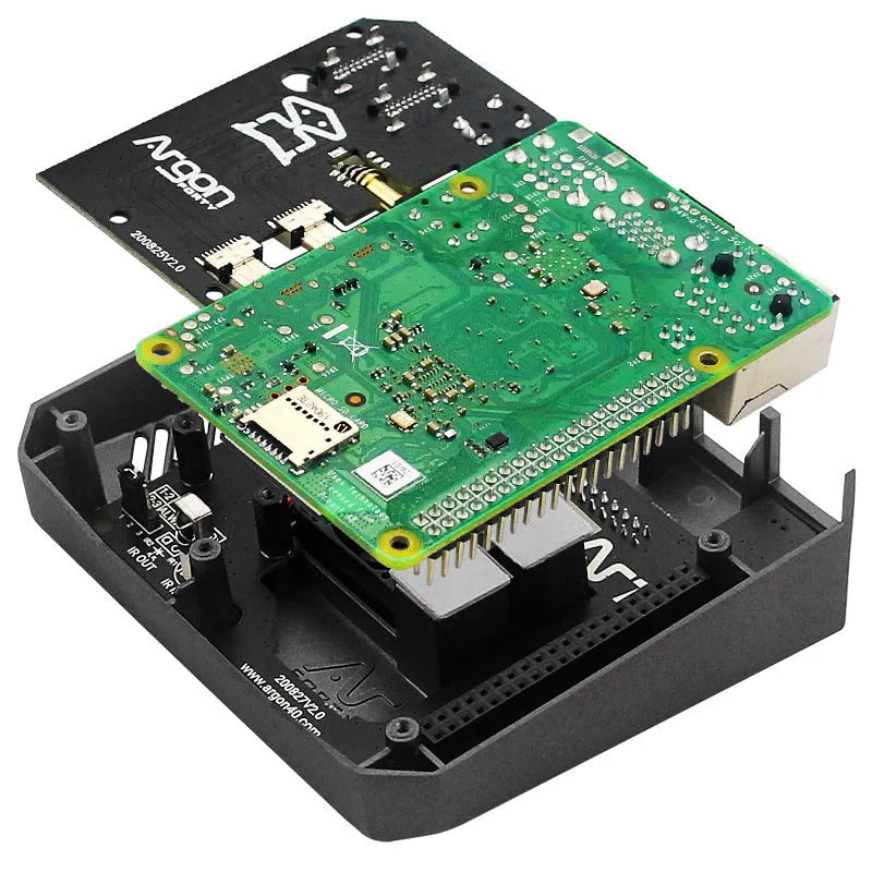 Aluminium cooling case with fan for M.2 SSD hard drive expansion board