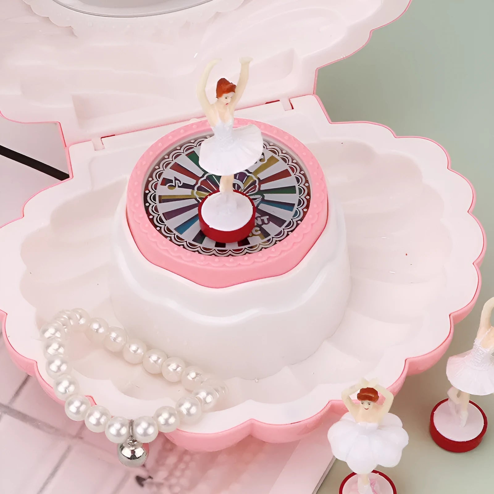Plastic shell ballet girl music box in random colour 160x130x155mm decorative ornament