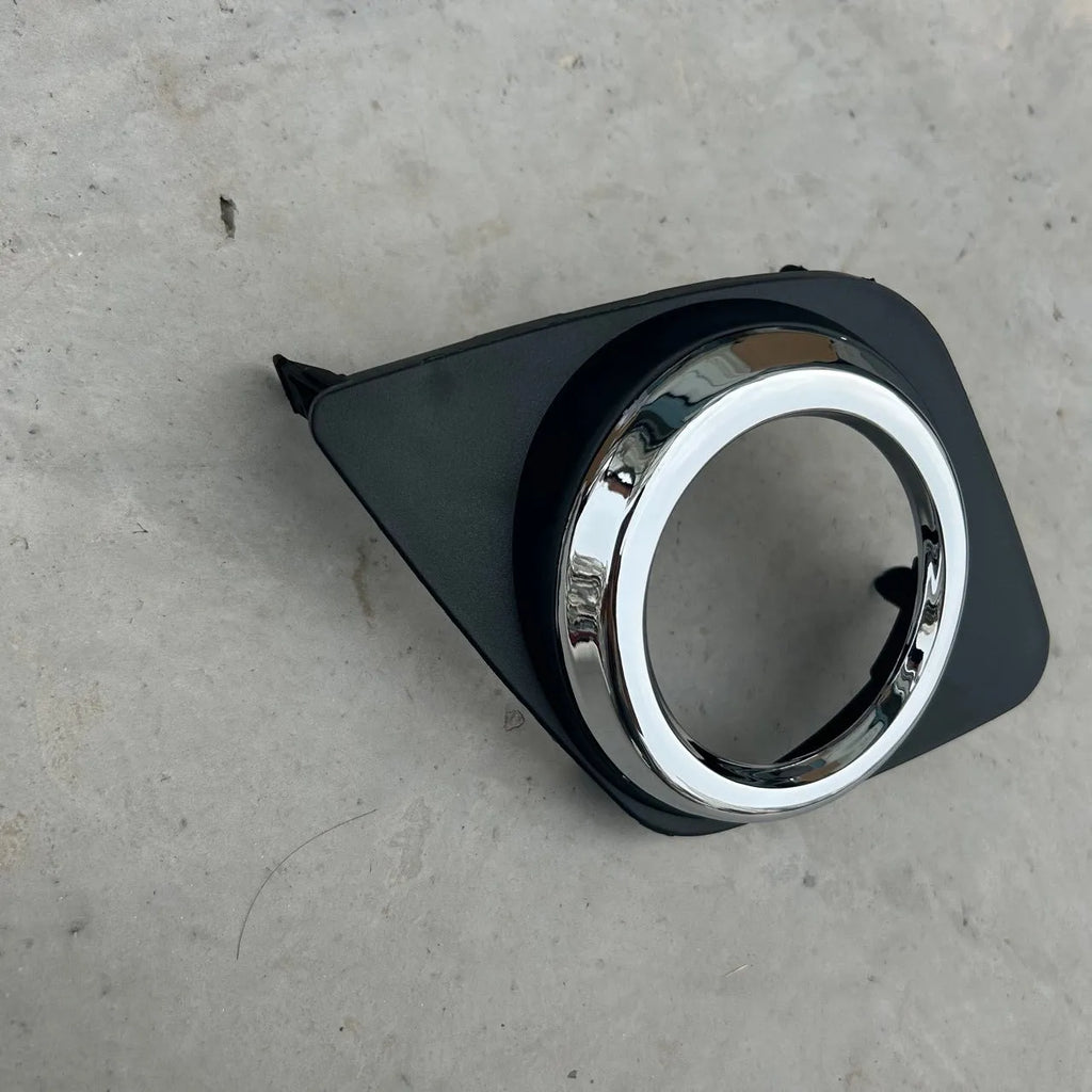 Black anti-fog light cover for Toyota RAV4 front bumper with lamp shade