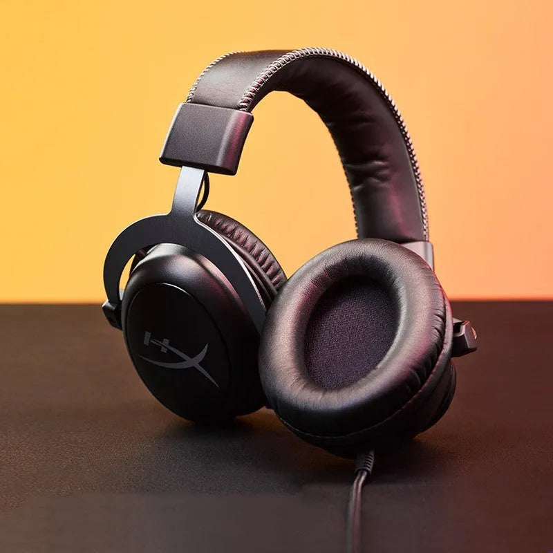 Wired gaming headset with detachable microphone in Hurricane 2 Black Red colour variant.