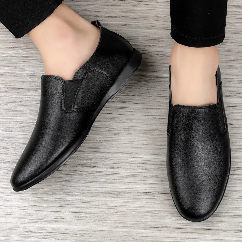 Men's black and brown leather business casual shoes with round toe design