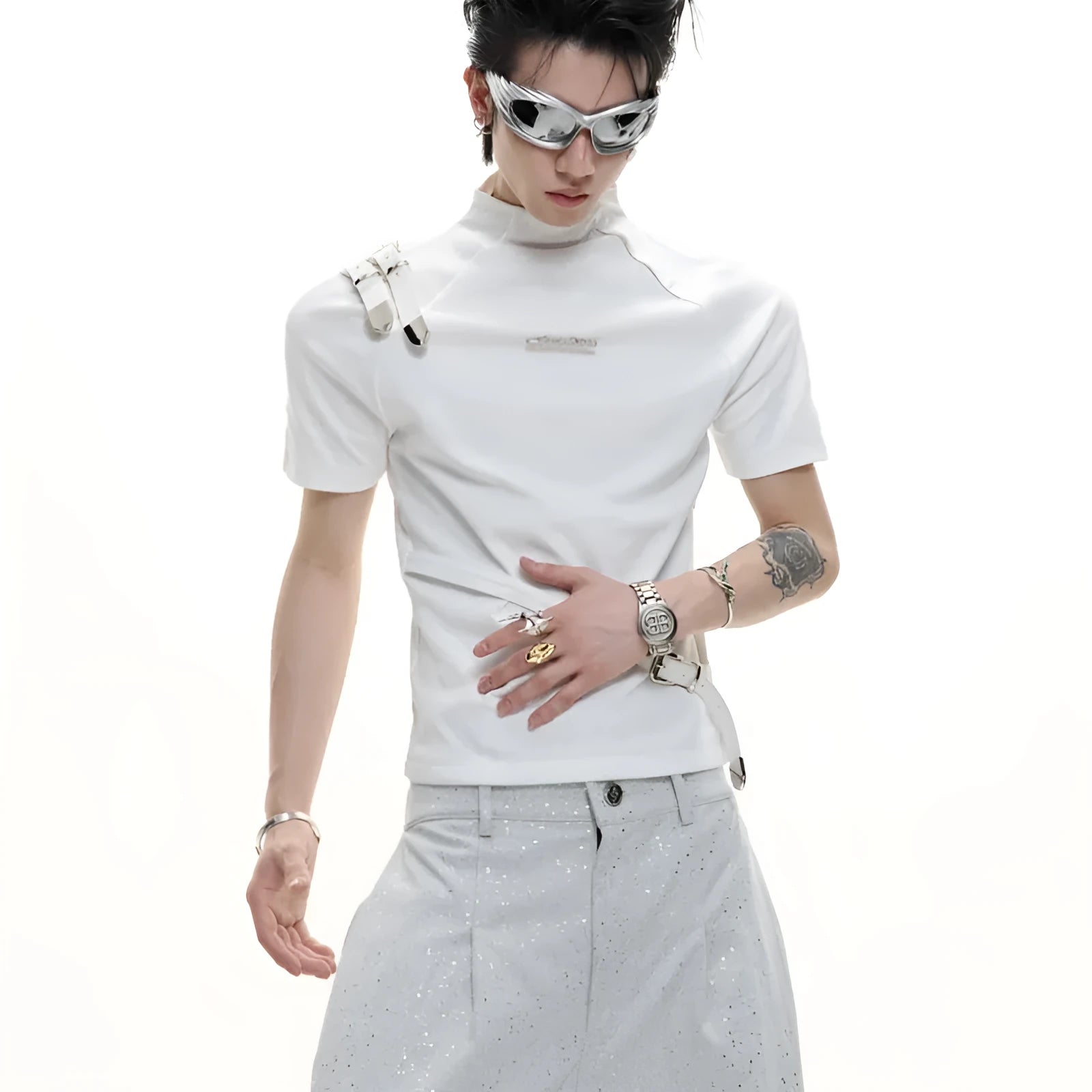 Men's slim fit cotton t-shirt with metal belt detail on stand-up collar in black or white