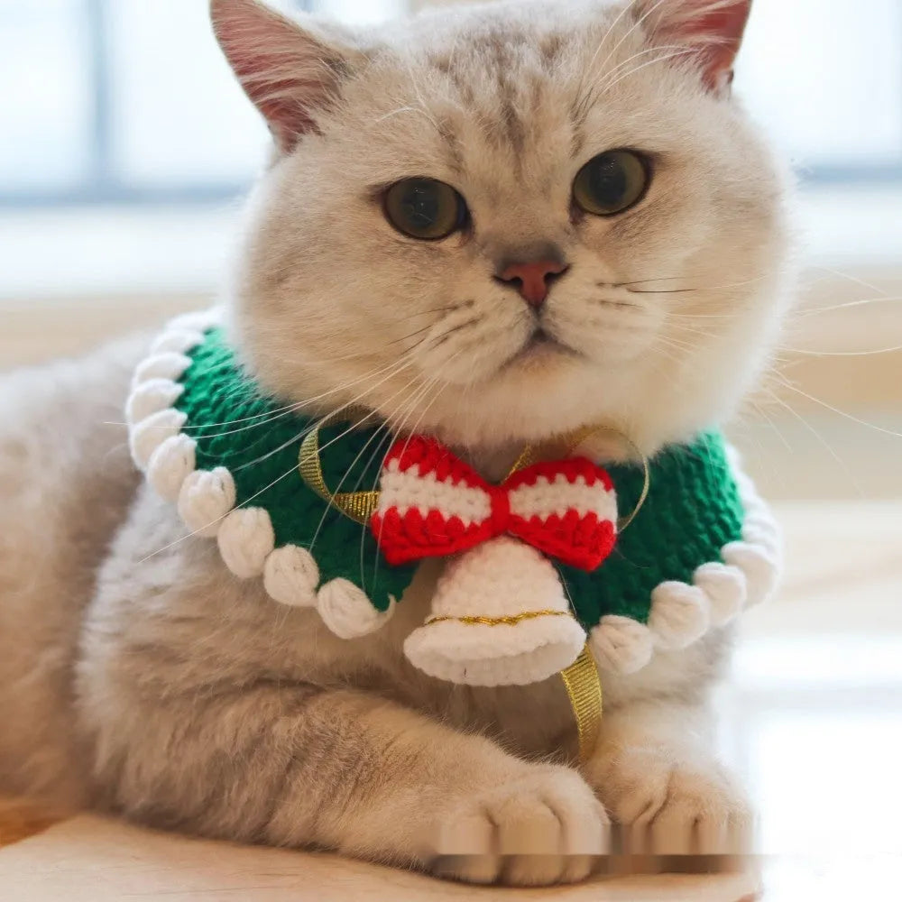 Knitted wool Christmas pet scarf with Santa Claus pattern for dogs and cats in holiday red and green colours